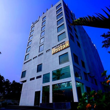 Kay-Em Spectra Hotel Chennai Exterior photo